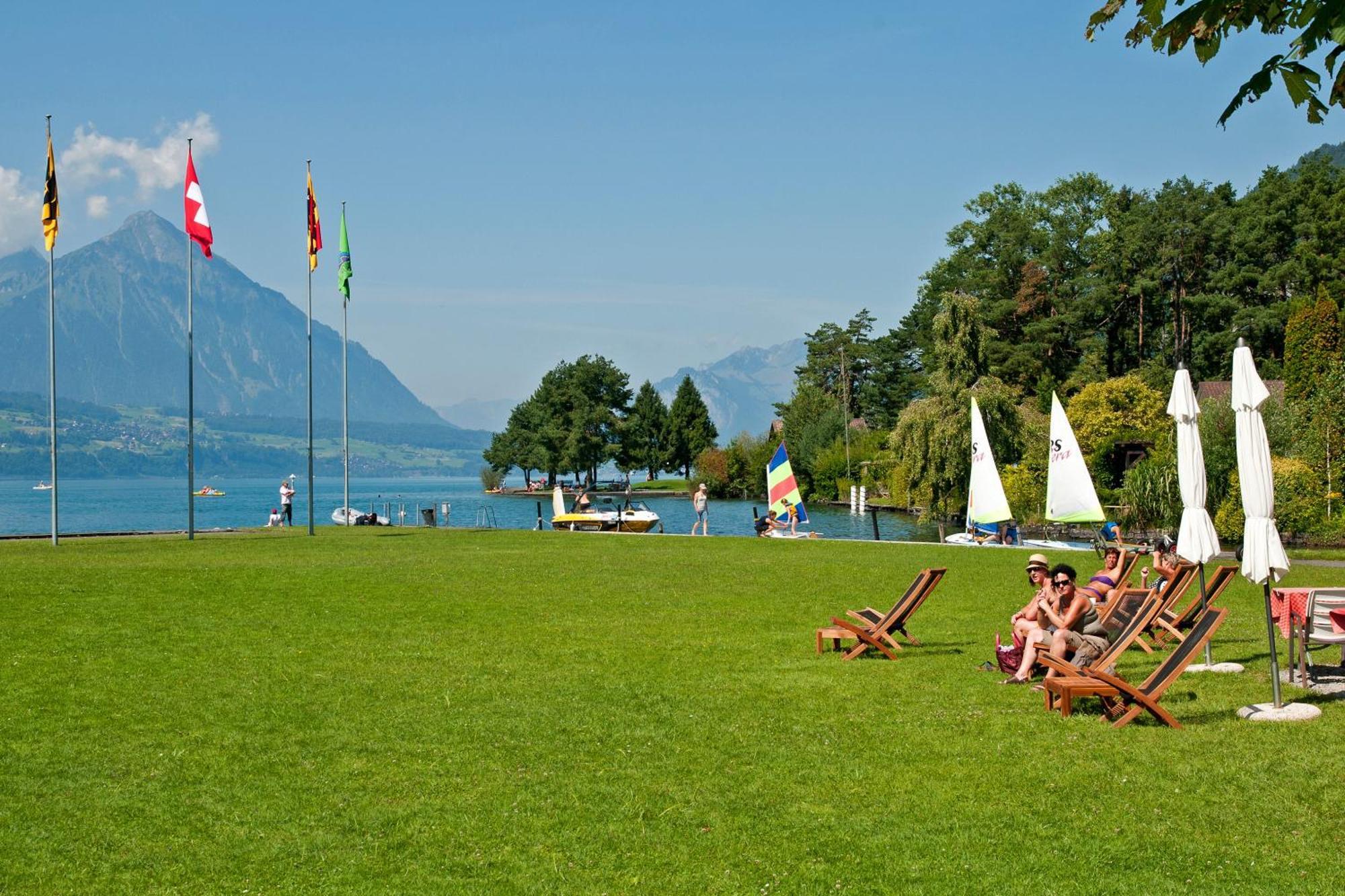 Neuhaus Golf- & Strandhotel Unterseen Eksteriør billede